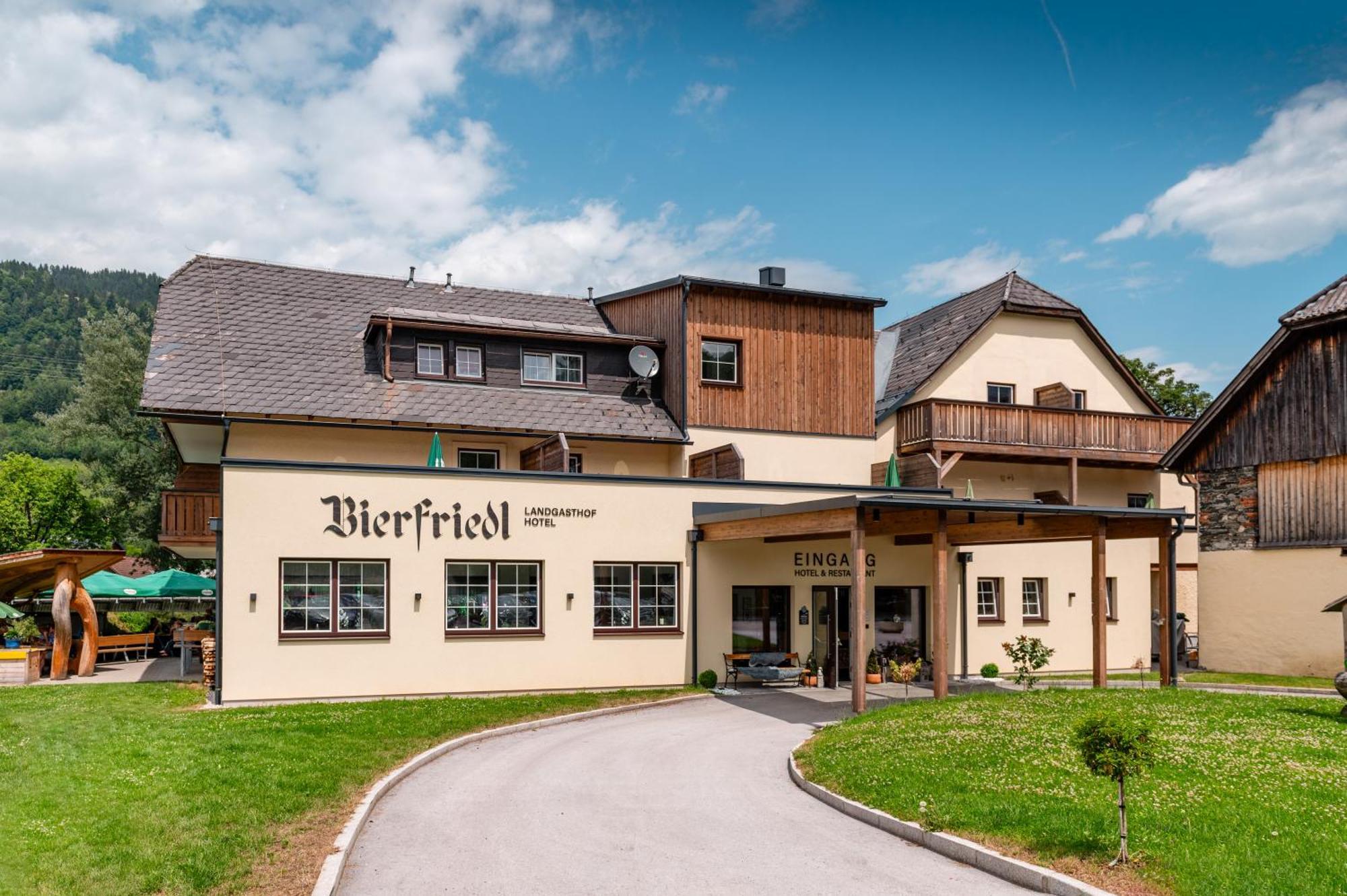 Landgasthof Bierfriedl Hotel Pruggern Exterior photo