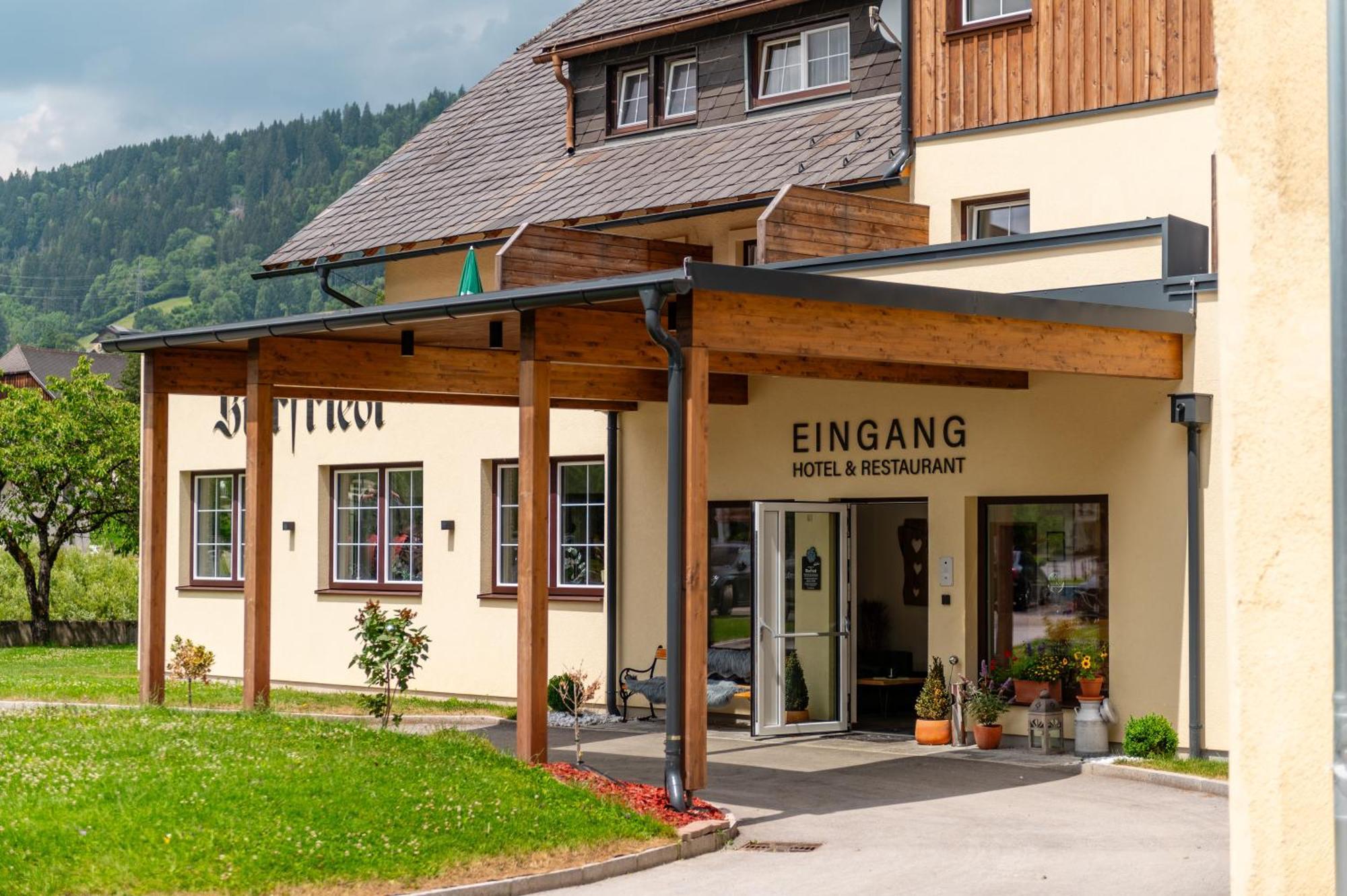 Landgasthof Bierfriedl Hotel Pruggern Exterior photo